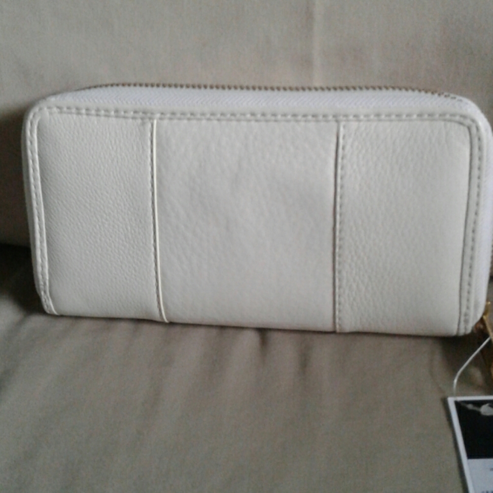 Zip Wallet - Picture 6 of 8